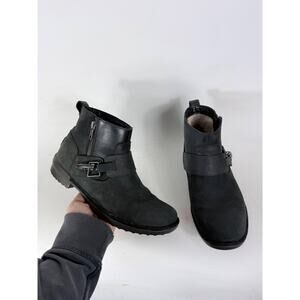UGG Cheyne Ankle Boots Women's 8.5 Black Leather Buckle Side-Zip Waterproof